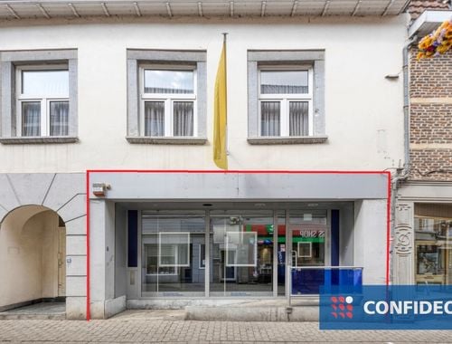                                         Bien commercial à vendre à Tongeren, € 180.000
