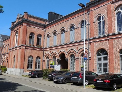                                         Bureaux à louer à Gent, € 6.000
