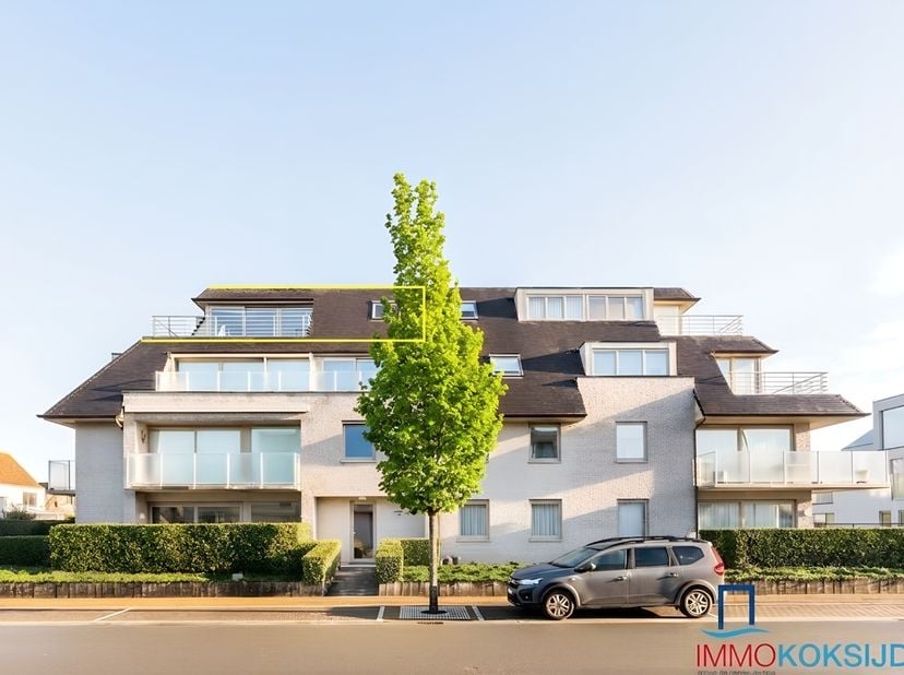 Sint-Idesbald, Residentie Noor, Prachtig appartement met hoogstaande afwerking en zonnig terras, 3e verdieping met lift.<br />
Bestaande uit: inkomhal