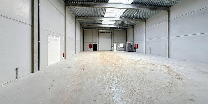 Bedrijfsvastgoed te huur in Durmakker 55, 9940 Evergem