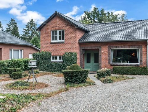                                         Woning te koop in Neerharen, € 349.000
