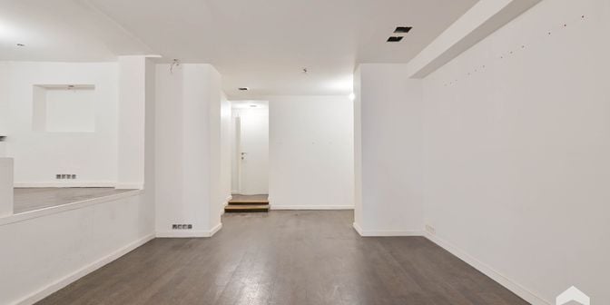 Bedrijfsvastgoed te koop in Chaussée de Charleroi 156, 1000 Brussel