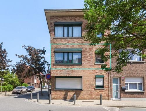                                         Appartement te koop in Hoboken, € 219.000

