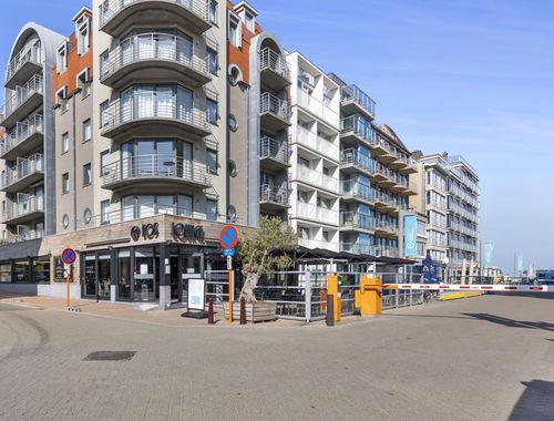                                         Horeca à vendre à Sint-Idesbald, € 590.000
