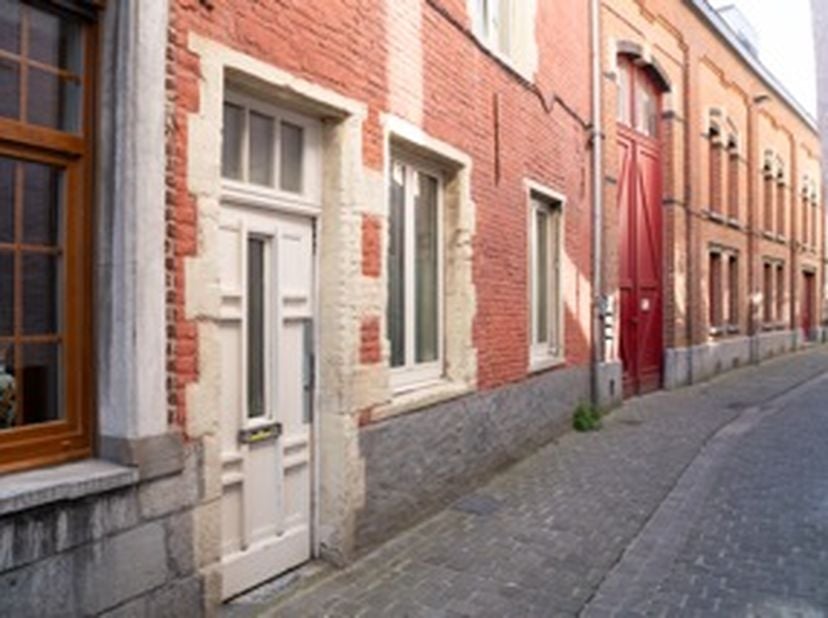 Maison à louer
                    à 9000 Gent