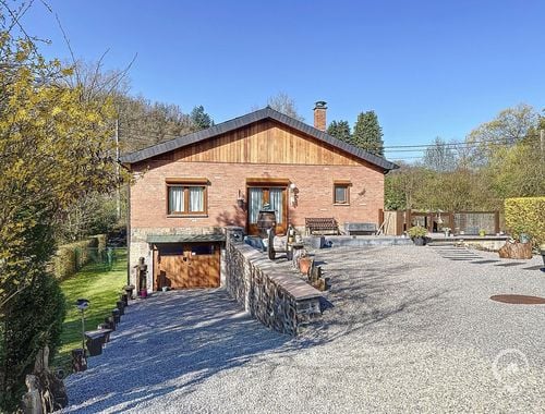                                         Woning te koop in Evrehailles, € 36.000
