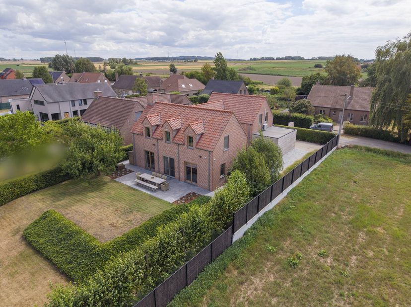 Maison à vendre à Chemin De L'etoquois 511i,
                    7740 Pecq