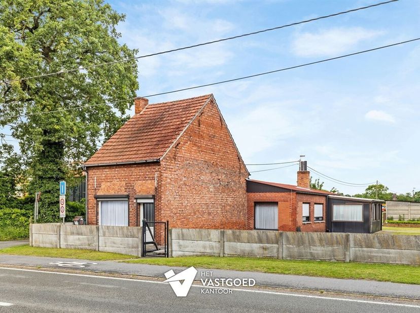 Perfect onderhouden woning op prachtig perceel nabij Keiheuvel<br />
Belangrijkste troeven:<br />
- Instapklare woning dankzij perfecte onderhoud en o
