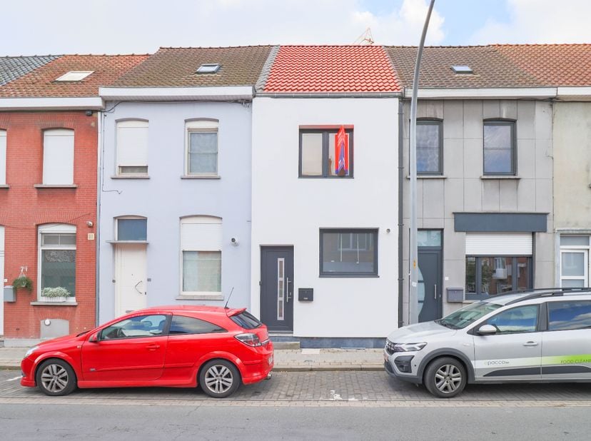 Huis te koop in Roterijstraat 71,
                    8500 Kortrijk