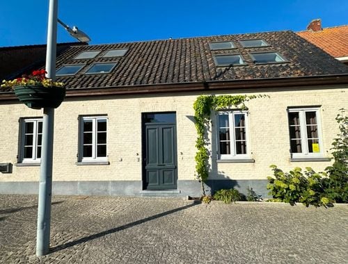                                         Woning te huur in Westvleteren, € 900
