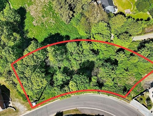                                         Bouwgrond te koop in Engis, € 225.000

