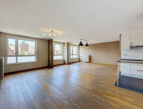                                         Appartement à louer à Harelbeke, € 730
