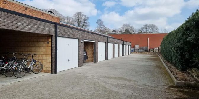 Garage te huur in Stationsstraat 43, 9120 Beveren