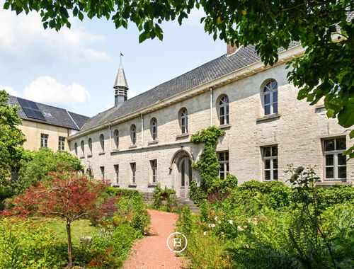                                         Pastorijwoning te koop in Bever, € 1.195.000
