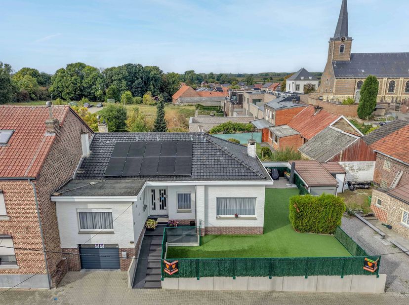Huis te koop in Holleweg 40,
                    3700 Vreren