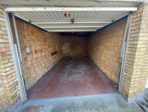                                         Garagebox te huur in Leuven, € 110
