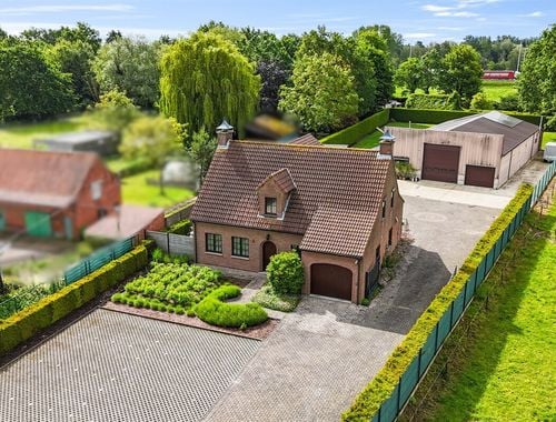                                         Woning te koop in Moerbeke-Waas, € 795.000
