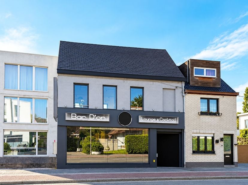 Bedrijfsvastgoed te koop in Hundelgemsesteenweg 46,
                    9820 Merelbeke