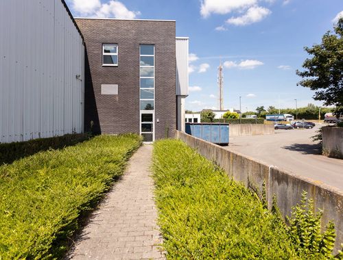                                         Kantoor te huur in Aalter, € 1.300
