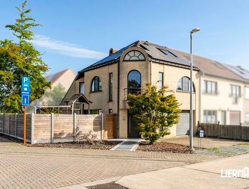                                         Woning te koop in Denderleeuw, € 419.000
