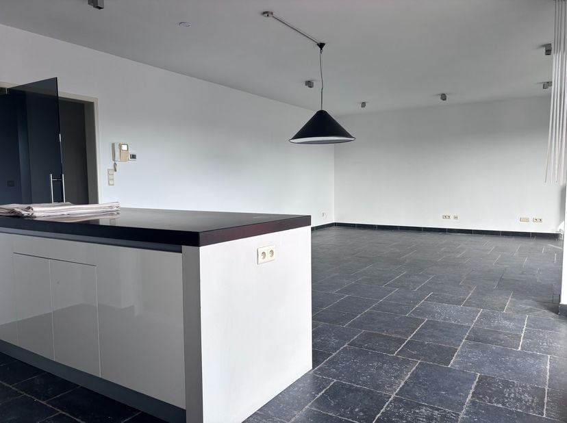 Appartement à louer
                    à 3500 Hasselt