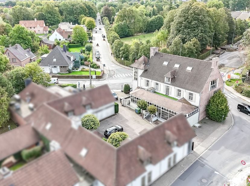 Bien professionnel à vendre
                    à 8800 Roeselare