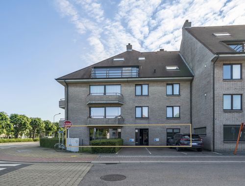                                         Kantoor te huur in Tielt, € 980
