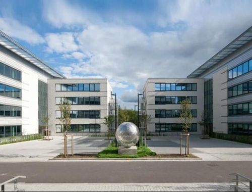                                         Bâtiment d’entreprise à louer à Wavre, € 20.200
