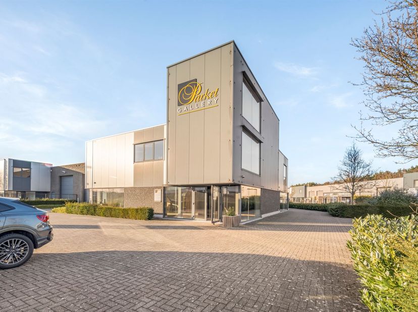 Bien professionnel à vendre
                    à 3920 Lommel