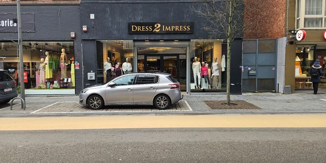 Bien professionnel à louer à Statiestraat 37, 2400 Mol