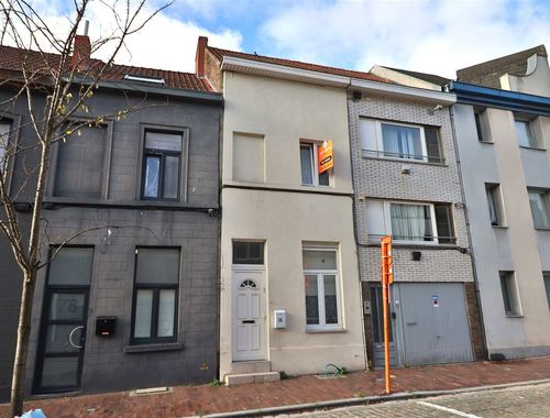                                         Eengezinswoning te koop in Kortrijk, € 179.000
