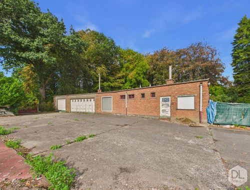                                         Opslagplaats te koop in Moeskroen, € 280.000
