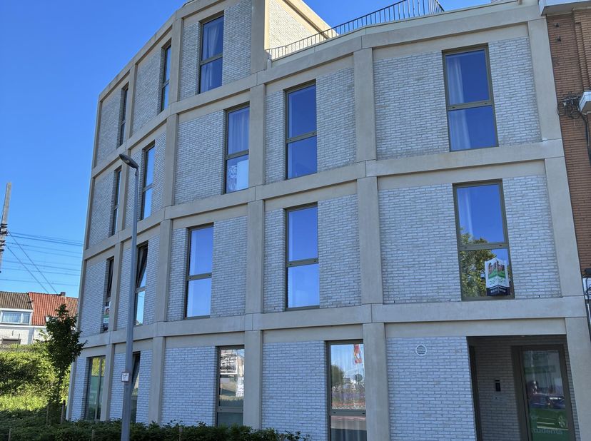 Studentenkamer te koop in hartje Kortrijk op een ware Toplocatie.<br />
<br />
Deze studio bevindt zich op een absolute topligging in het centrum van