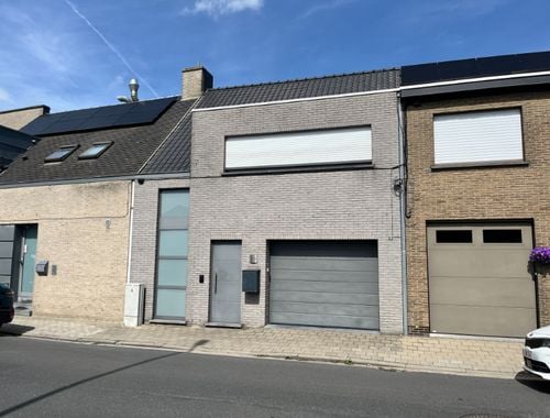                                         Woning te huur in Izegem, € 980
