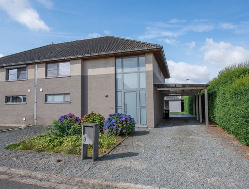                                         Woning te koop in Oeselgem, € 450.000

