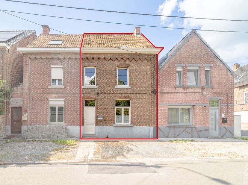 Huis te koop in Rue des Marais 113,
                    7750 Russeignies