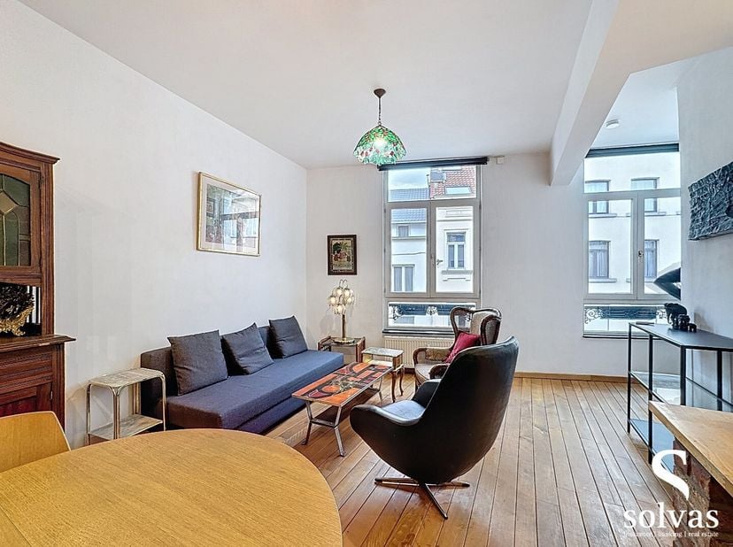 Vous recherchez un appartement prêt à emménager dans le centre animé de Bruxelles? Alors saisissez cette opportunité! Venez découvrir par vous-même l'