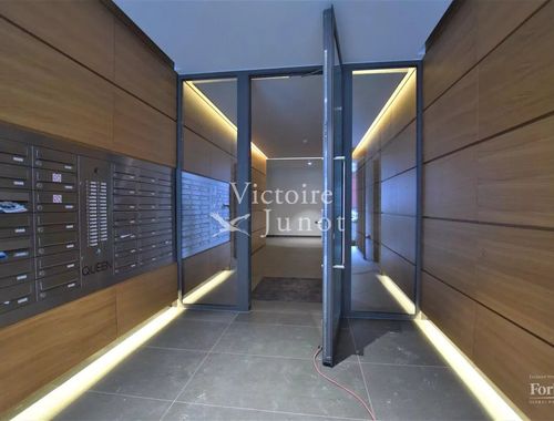                                         Kantoor te koop in Elsene, € 175.000
