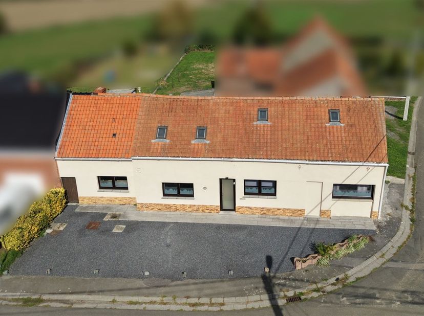 Huis te koop in Rue des Vallées 11,
                    7604 Brasmenil