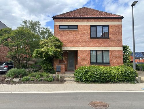                                         Maison unifamiliale à louer à Hulshout, € 1.375
