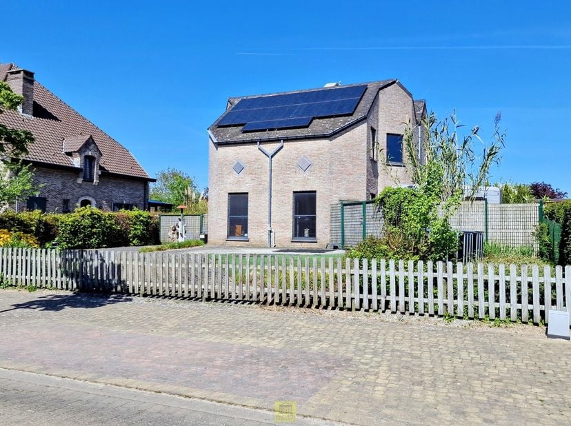 Huis te koop in Kantonstraat 29,
                    9320 Nieuwerkerken
