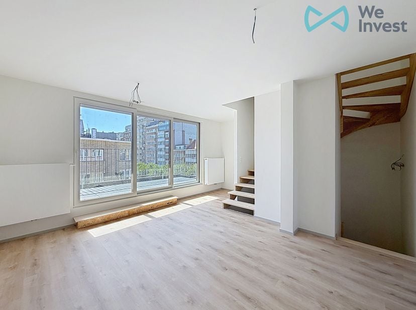 Begraafplaats van Elsene - Duplex penthouse met 3 slaapkamers + terras!<br />
We Invest Elsene presenteert u dit prachtige, volledig gerenoveerde dupl