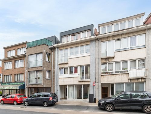                                         Appartementsgebouw te koop in Ruisbroek, € 665.000
