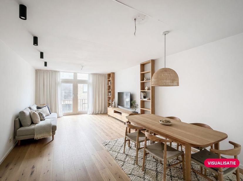 Ontdek dit royale handelshuis met ongeziene mogelijkheden in de Vlamingstraat, het hart van Knokke-Heist. Het pand wordt nagenoeg casco opgeleverd, wa