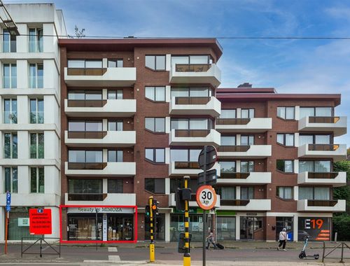                                         Handelsgelijkvloers te koop in Mortsel, € 375.000
