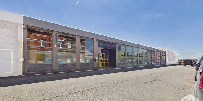 Bedrijfsvastgoed te koop in 7500 Tournai