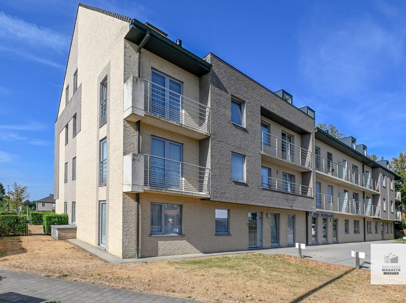 Appartement à vendre
                    à 9910 Knesselare