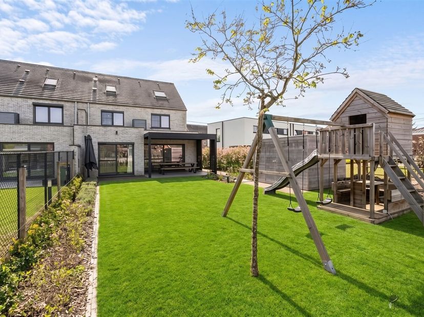 Luxueuze BEN-woning in nieuwe staat op een gunstige locatie nabij het Meer van Rotselaar<br />
Rustig gelegen in een groene omgeving, op korte afstand