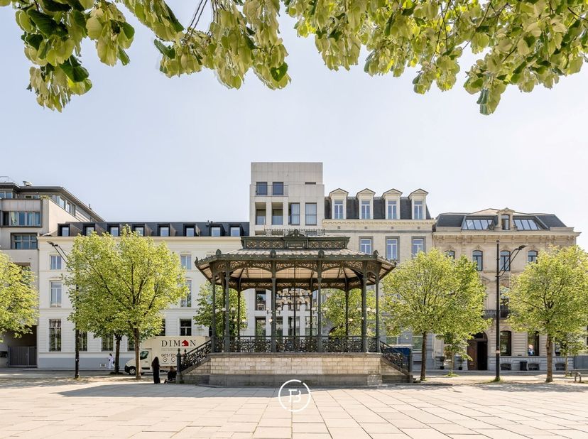 Cet appartement exclusif fait partie de la Résidence Beau Kouter, un projet résidentiel de qualité dans un emplacement emblématique de la ville, entou