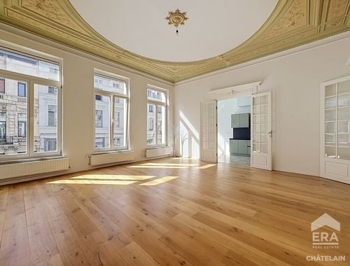                                         Appartement te huur in Sint-Joost-ten-Node, € 1.850
